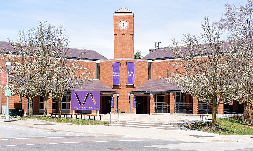 replacement windows in Markham